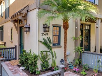2578 Bungalow Place