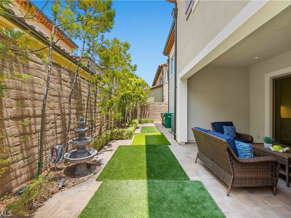65 English Saddle, Irvine CA 92602