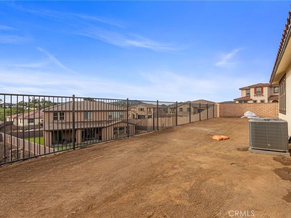 1390 Amanda Glen N, Escondido CA 92029