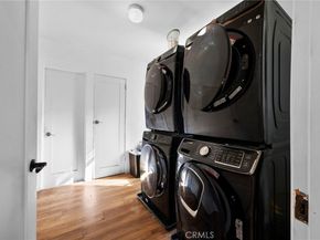 4440 Victoria Park, Los Angeles CA 90019