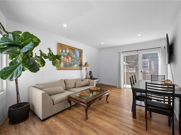 4440 Victoria Park, Los Angeles CA 90019