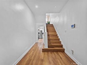 4440 Victoria Park, Los Angeles CA 90019