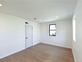 292 Granada, Long Beach CA 90803