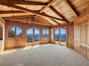 2147 Crestview, Laguna Beach CA 92651