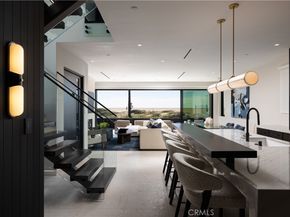 218 E Oceanfront, Newport Beach CA 92661