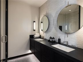 218 E Oceanfront, Newport Beach CA 92661