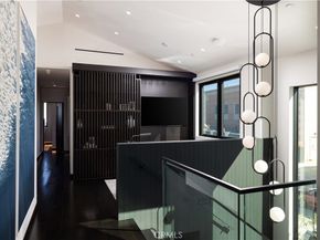 218 E Oceanfront, Newport Beach CA 92661