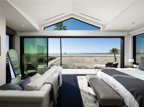 218 E Oceanfront, Newport Beach CA 92661