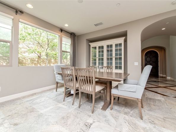 120 Tomato Springs, Irvine CA 92618