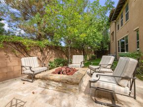 120 Tomato Springs, Irvine CA 92618