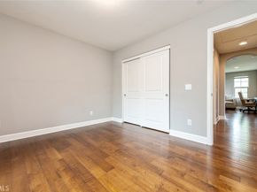 120 Tomato Springs, Irvine CA 92618