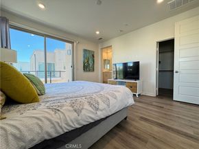 129 Cadence, Irvine CA 92618