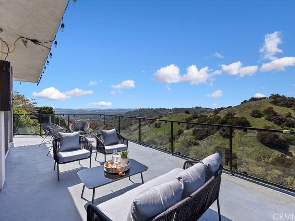 2637 N Mountain Avenue, Claremont CA 91711