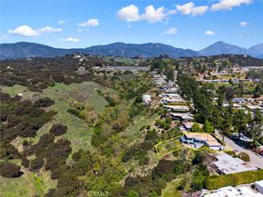 2637 N Mountain Avenue, Claremont CA 91711