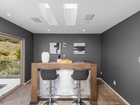 2637 N Mountain Avenue, Claremont CA 91711