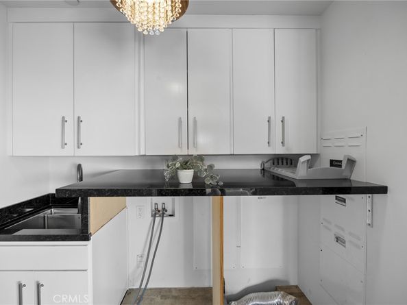 2637 N Mountain Avenue, Claremont CA 91711