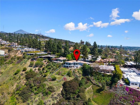 2637 N Mountain Avenue, Claremont CA 91711