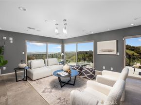 2637 N Mountain Avenue, Claremont CA 91711