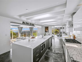2637 N Mountain Avenue, Claremont CA 91711
