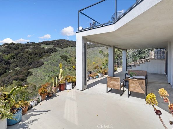 2637 N Mountain Avenue, Claremont CA 91711