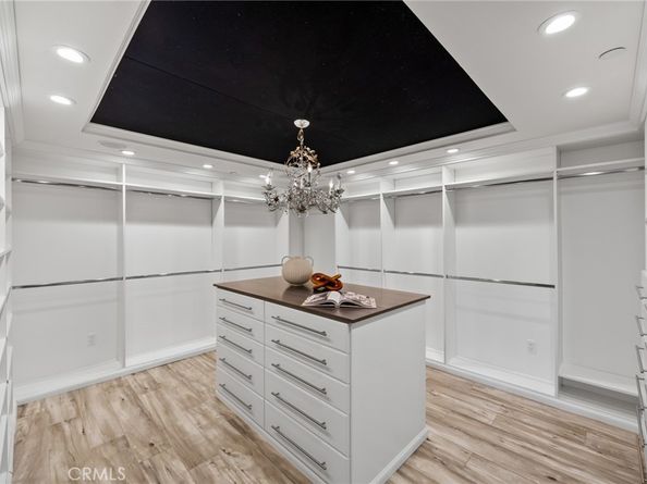 2637 N Mountain Avenue, Claremont CA 91711