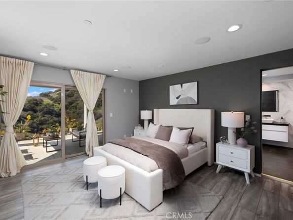 2637 N Mountain Avenue, Claremont CA 91711