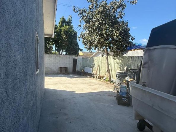 343 E 119th Street, Los Angeles CA 90061