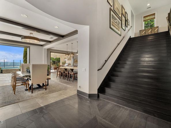11735 N Manchester Way, Porter Ranch CA 91326