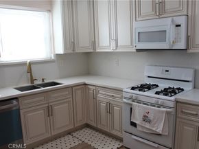 9812 S Denker, Los Angeles CA 90047