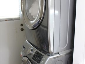 9812 S Denker, Los Angeles CA 90047