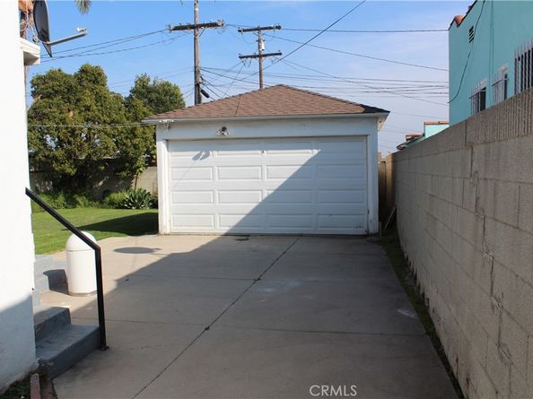 9812 S Denker, Los Angeles CA 90047