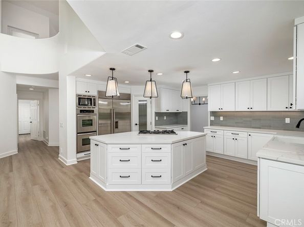 6 Harbor Pointe Drive, Corona Del Mar CA 92625