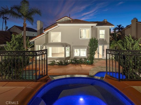 6 Harbor Pointe Drive, Corona Del Mar CA 92625