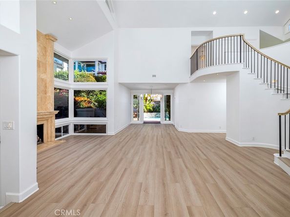 6 Harbor Pointe Drive, Corona Del Mar CA 92625