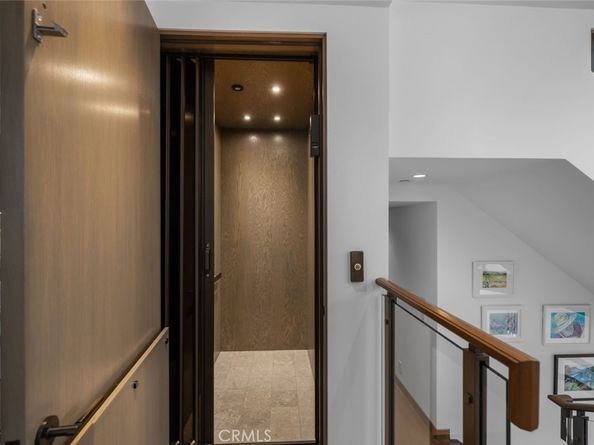 8 Beacon Bay, Newport Beach CA 92660