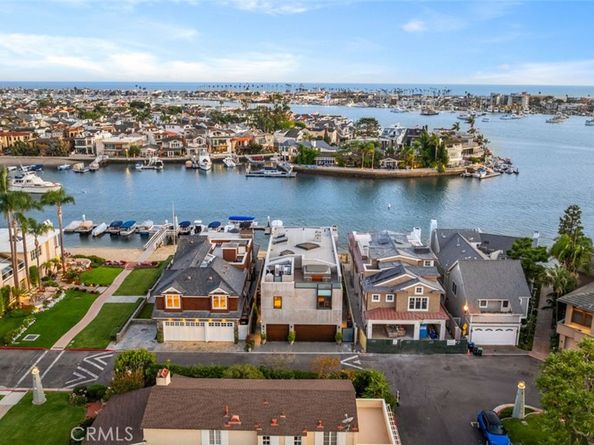 8 Beacon Bay, Newport Beach CA 92660
