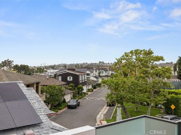8 Beacon Bay, Newport Beach CA 92660