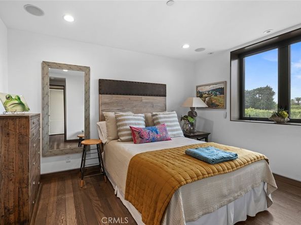 8 Beacon Bay, Newport Beach CA 92660