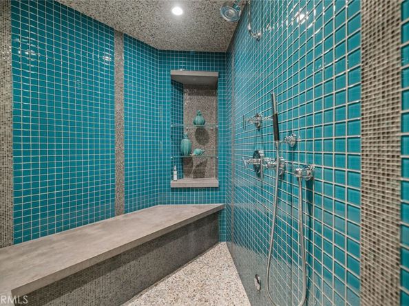 8 Beacon Bay, Newport Beach CA 92660