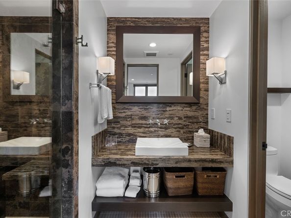 8 Beacon Bay, Newport Beach CA 92660