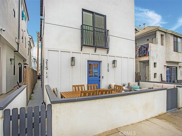 215 32nd Street, Newport Beach CA 92663