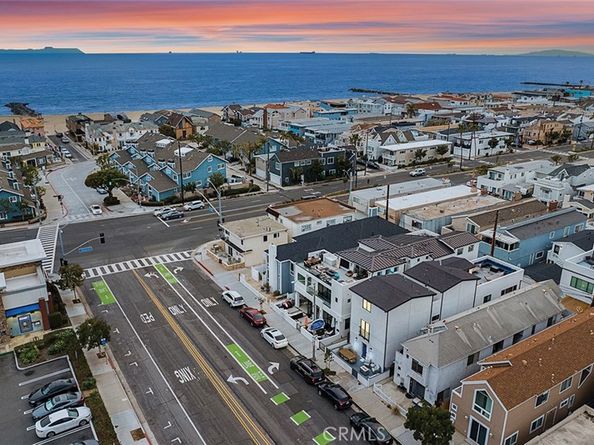 215 32nd Street, Newport Beach CA 92663