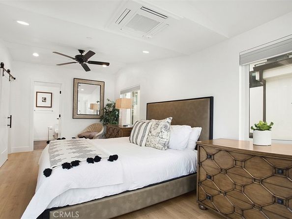 215 32nd Street, Newport Beach CA 92663