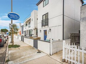 215 32nd Street, Newport Beach CA 92663