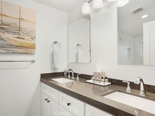 215 32nd Street, Newport Beach CA 92663