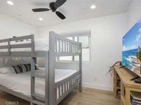 215 32nd Street, Newport Beach CA 92663