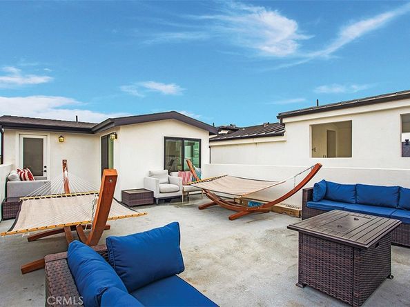 215 32nd Street, Newport Beach CA 92663