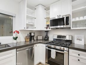 215 32nd Street, Newport Beach CA 92663