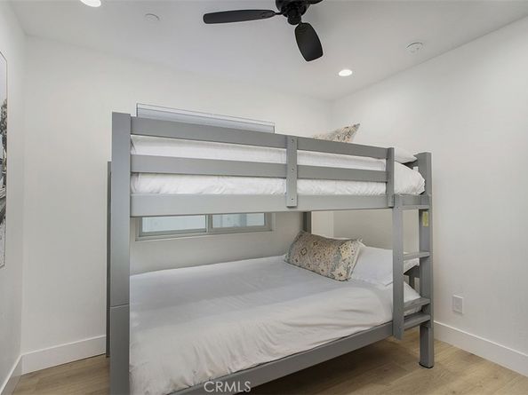 215 32nd Street, Newport Beach CA 92663