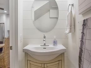 215 32nd Street, Newport Beach CA 92663